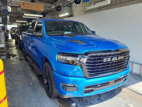 Used 2025 RAM 1500 Laramie w/ Night Edition AWD/4WD image 5