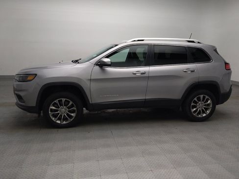 Used 2020 Jeep Cherokee Latitude Plus FWD image 2