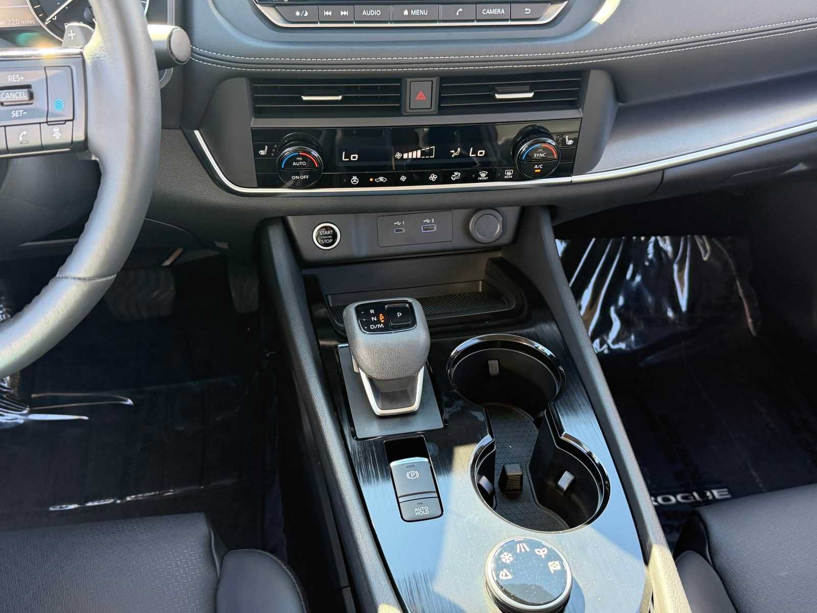 Used 2023 Nissan Rogue SV w/ SV Premium B Package AWD/4WD image 19