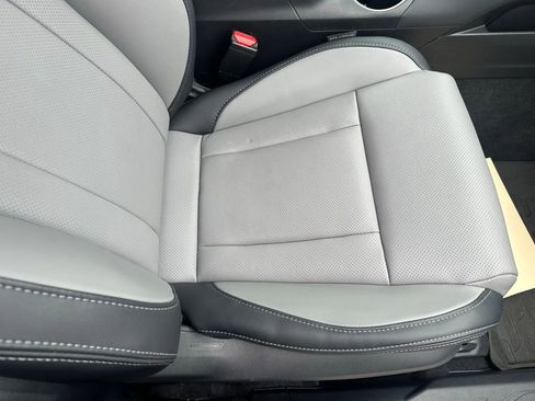 Used 2025 Subaru Outback Limited w/ Popular Package #2 image 18