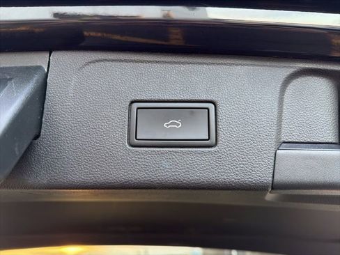 Used 2023 Volkswagen Atlas SEL image 29