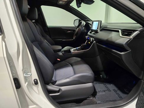 Used 2019 Toyota RAV4 XSE image 13