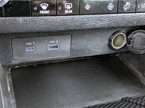 Used 2023 Mitsubishi Outlander SE Black Edition image 23