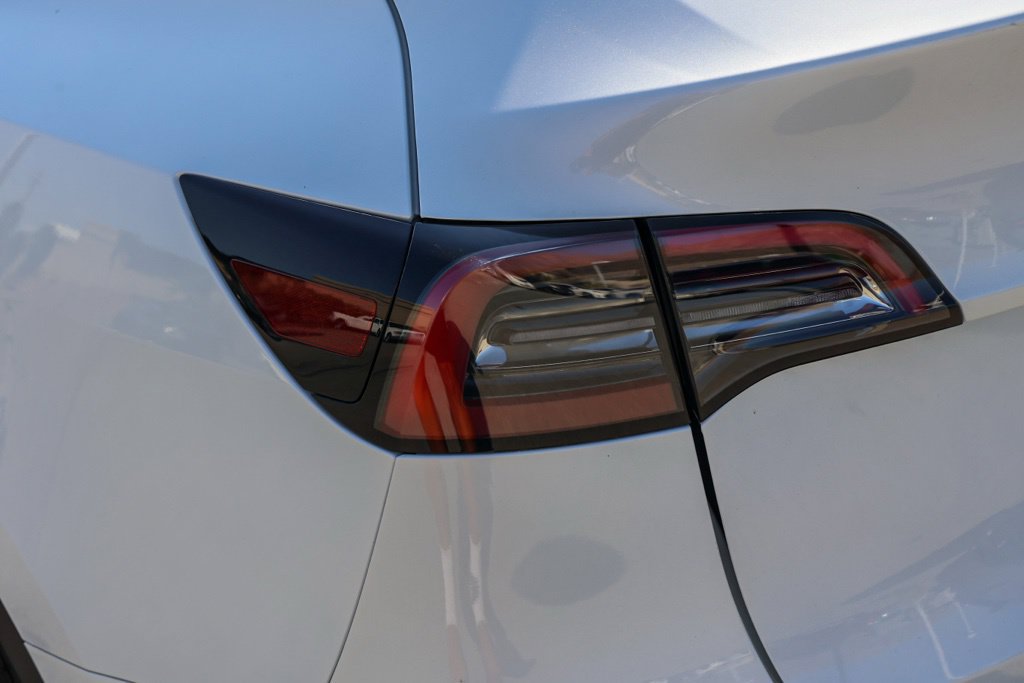 Used 2023 Tesla Model Y Long Range AWD/4WD image 7