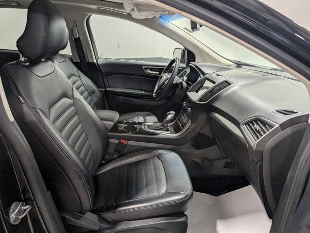 Used 2018 Ford Edge SEL w/ Equipment Group 201A AWD/4WD image 18
