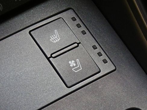 Used 2021 Lexus IS 350 F Sport w/ Accessory Package RWD image 26