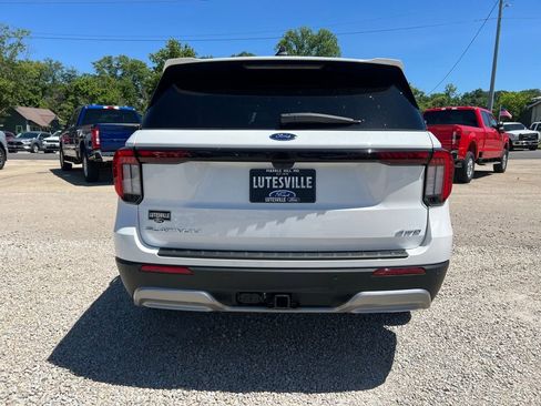 Used 2025 Ford Explorer Platinum w/ LUX Leather Package AWD/4WD image 7