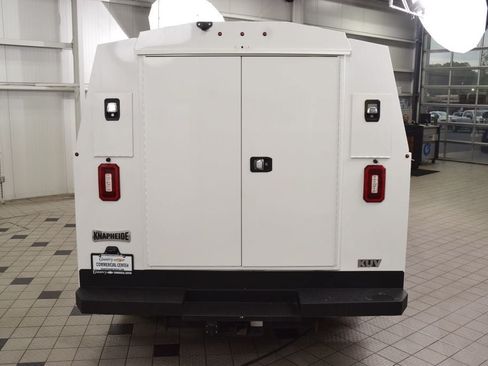 Used 2023 Chevrolet Express 3500 w/ Power Convenience Package RWD image 4