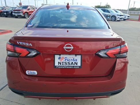 New 2025 Nissan Versa SR w/ Trunk Package image 5