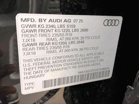 Certified 2025 Audi Q3 2.0T Premium Plus w/ Premium Plus Package AWD/4WD image 34