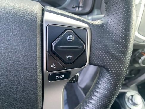 Used 2014 Toyota 4Runner SR5 Premium image 22