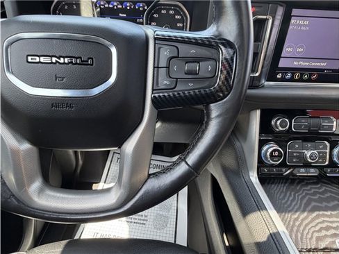 Used 2021 GMC Yukon Denali w/ Denali Premium Package RWD image 44
