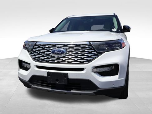 Used 2023 Ford Explorer Platinum AWD/4WD image 4