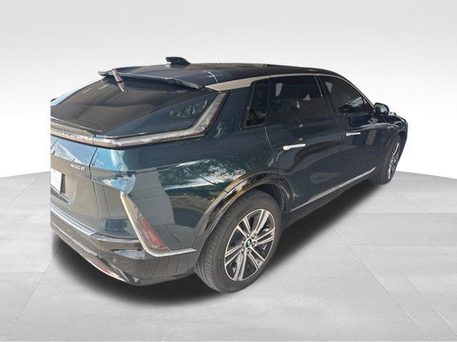 Certified 2024 Cadillac Lyriq Luxury RWD image 5