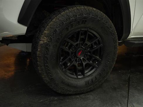 Used 2021 Toyota Tacoma TRD Pro image 4