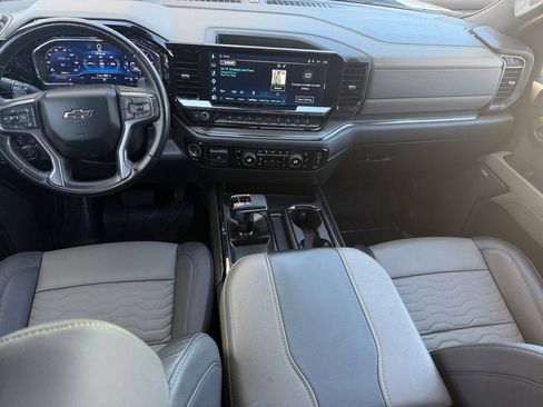 Used 2024 Chevrolet Silverado 1500 ZR2 w/ Technology Package AWD/4WD image 11