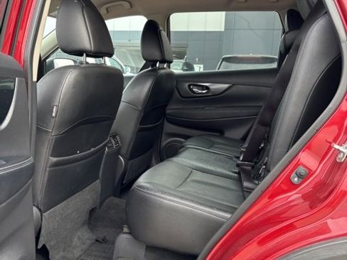 Certified 2016 Nissan Rogue SL image 6