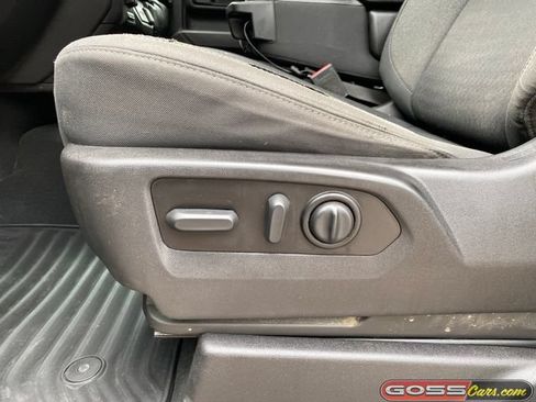Used 2022 Chevrolet Silverado 1500 Custom AWD/4WD image 26