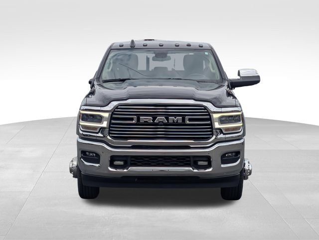 Used 2022 RAM 3500 Laramie AWD/4WD image 2