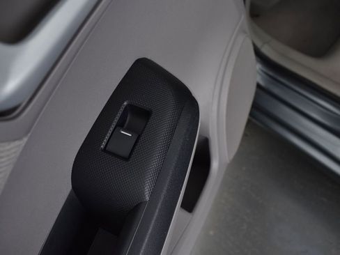 Used 2012 Honda Insight EX image 11