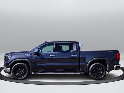 Used 2023 GMC Sierra 1500 SLT w/ SLT Premium Package AWD/4WD image 2