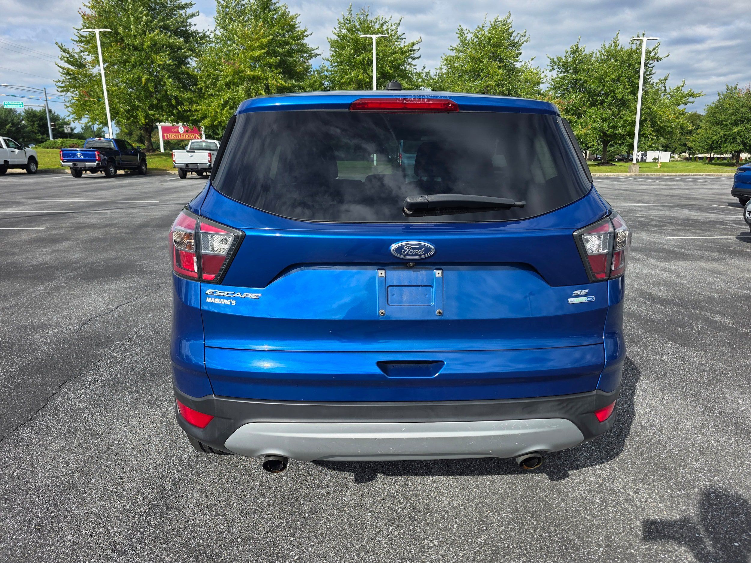 Used 2017 Ford Escape SE AWD/4WD image 4