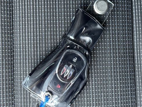 Used 2024 Buick Envista Preferred FWD image 33
