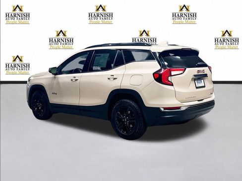Used 2022 GMC Terrain AT4 w/ Infotainment Package II AWD/4WD image 9