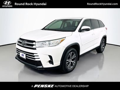 Used 2019 Toyota Highlander LE