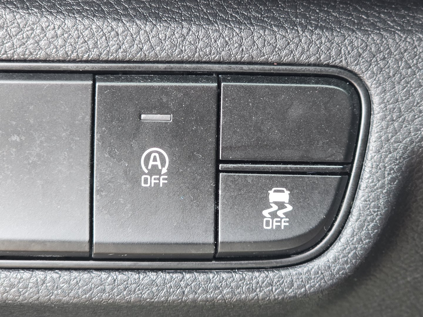 Used 2025 Kia Seltos S AWD/4WD image 12