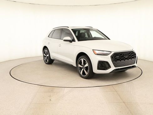 Certified 2023 Audi Q5 2.0T Prestige w/ Prestige Package AWD/4WD image 10