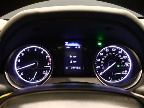 Used 2024 Toyota Camry SE image 13