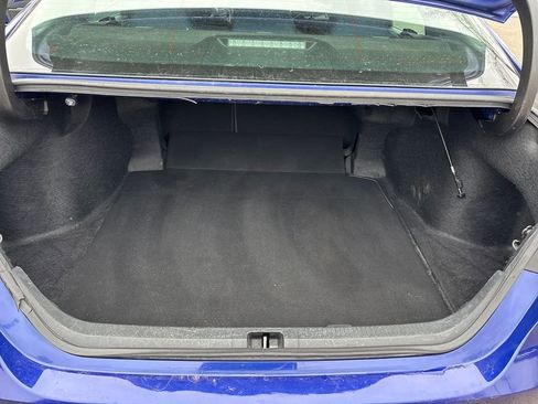 Used 2018 Toyota Camry LE image 23