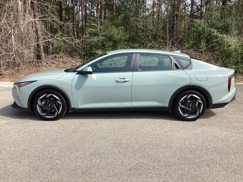 Used 2025 Kia K4 EX image 6