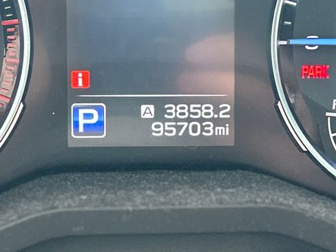 Used 2020 Subaru Ascent Limited w/ Technology Package AWD/4WD image 24