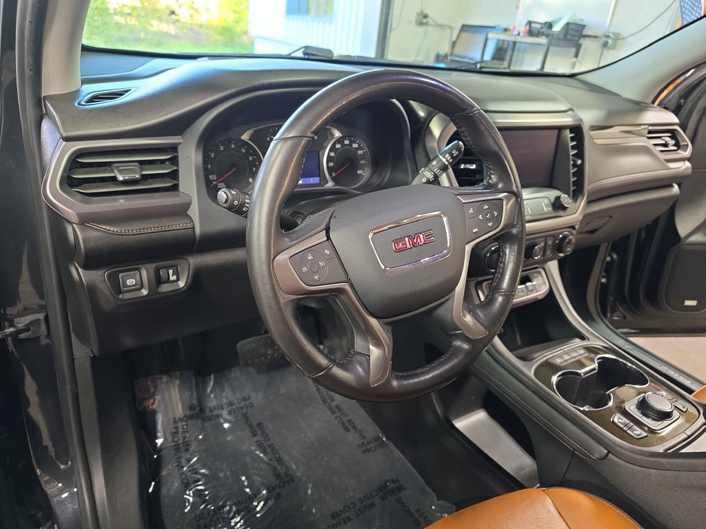 Used 2020 GMC Acadia AT4 w/ Driver Alert Package II AWD/4WD image 19