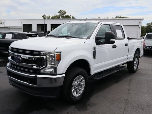 Used 2022 Ford F250 XLT AWD/4WD image 5