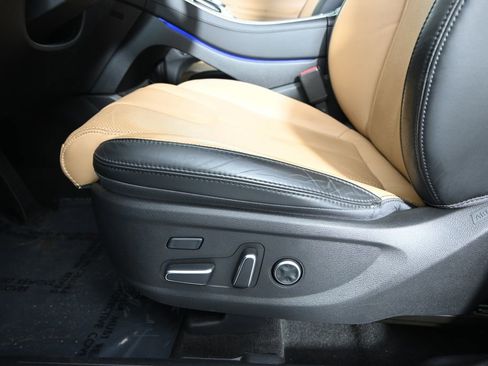 Used 2023 Hyundai Santa Fe Calligraphy AWD/4WD image 22