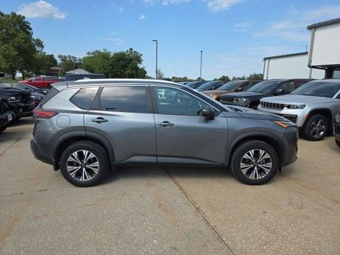 Used 2023 Nissan Rogue SV w/ SV Premium B Package AWD/4WD image 9