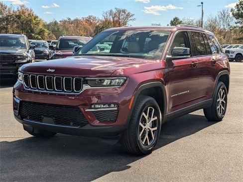 New 2025 Jeep Grand Cherokee Limited w/ Luxury Tech Group II image 4