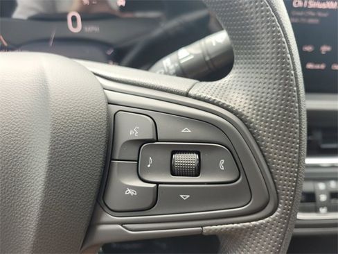 New 2025 Buick Envista Preferred image 26