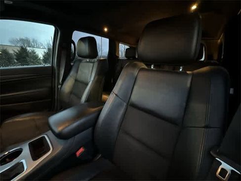 Used 2020 Jeep Grand Cherokee Altitude image 18