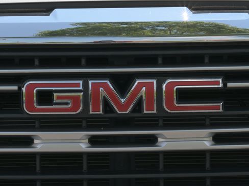 Used 2023 GMC Sierra 1500 SLE AWD/4WD image 35