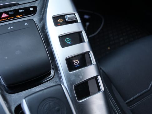 Used 2022 Mercedes-Benz AMG GT 43 image 34