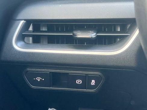 Used 2025 Kia K4 image 33