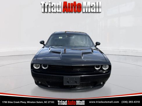 Used 2018 Dodge Challenger SXT Plus image 2