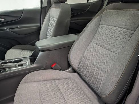 Certified 2022 Chevrolet Equinox LT FWD image 10