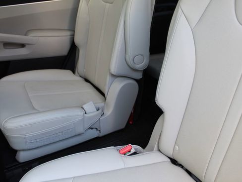 Used 2023 Kia Sorento X-Line EX image 23