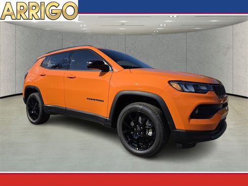 New 2026 Jeep Compass Latitude image 1