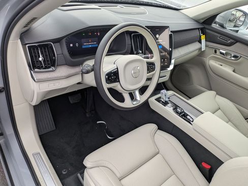 New 2026 Volvo XC90 T8 Ultra w/ Protection Package Premier image 12